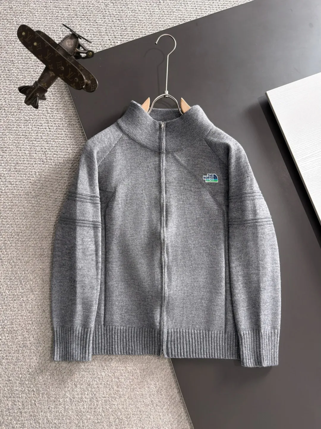 Quality 2026 ， Hot Sale！ . . ，logo ， ！ . . . ！ ！Sizes：M-3XL